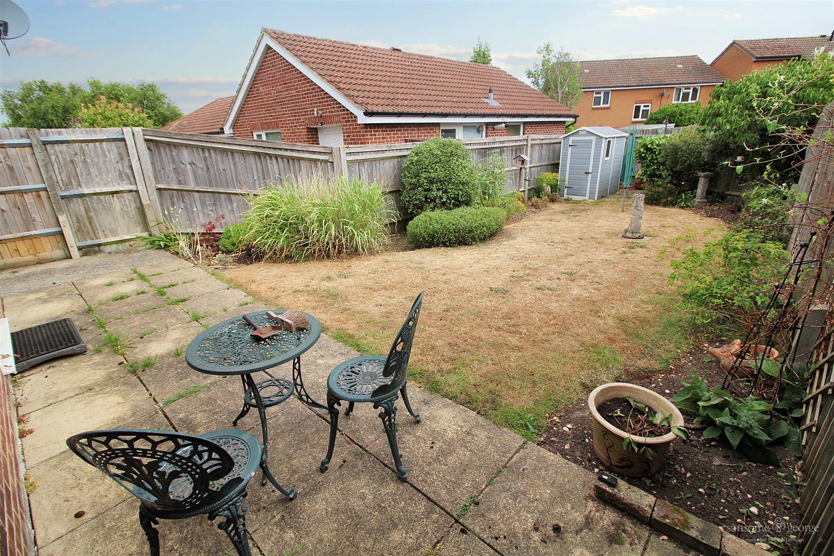 Condor Close, Tilehurst, Reading
